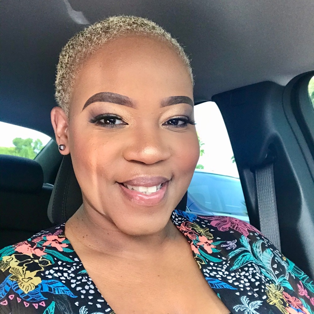 Meet your Posher, Victoria